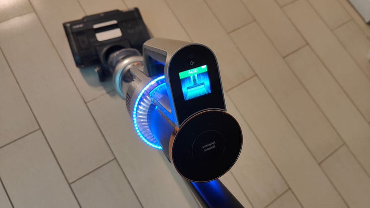 הסוף לספונג'ה? מבחן שואבים שוטפים אלחוטיים הסוף לספונג'ה? מבחן שואבים שוטפים אלחוטיים